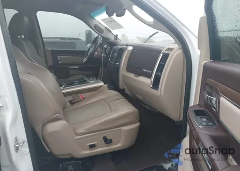 2013 Ram 2500 Laramie z USA, uszkodzony, nr VIN 3C6UR5FLXDG584339